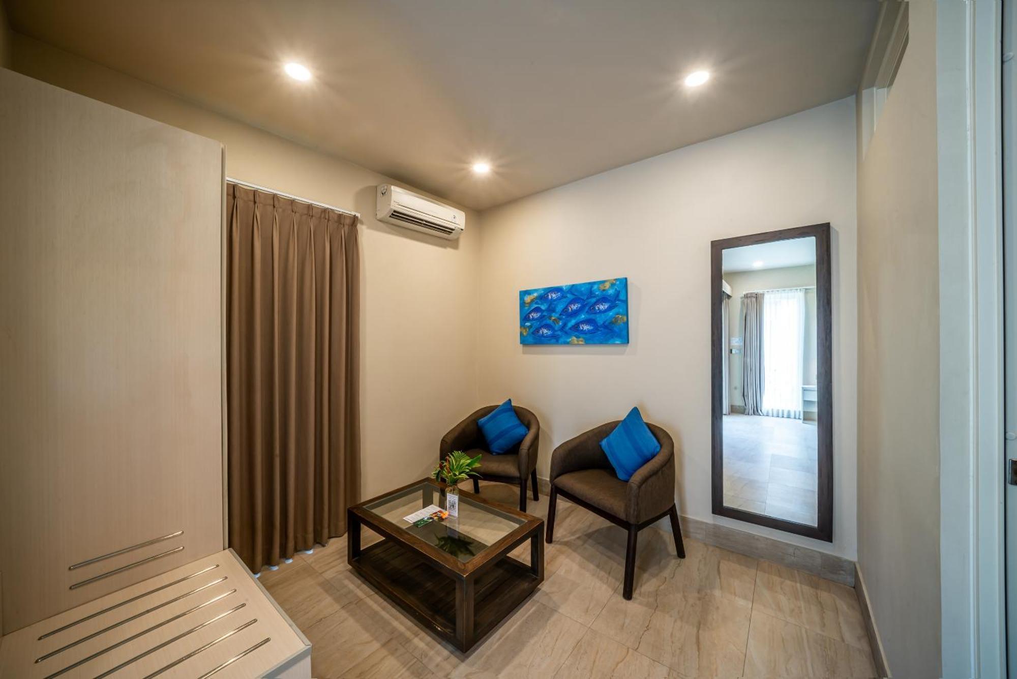 The Lovina Hotel Room photo